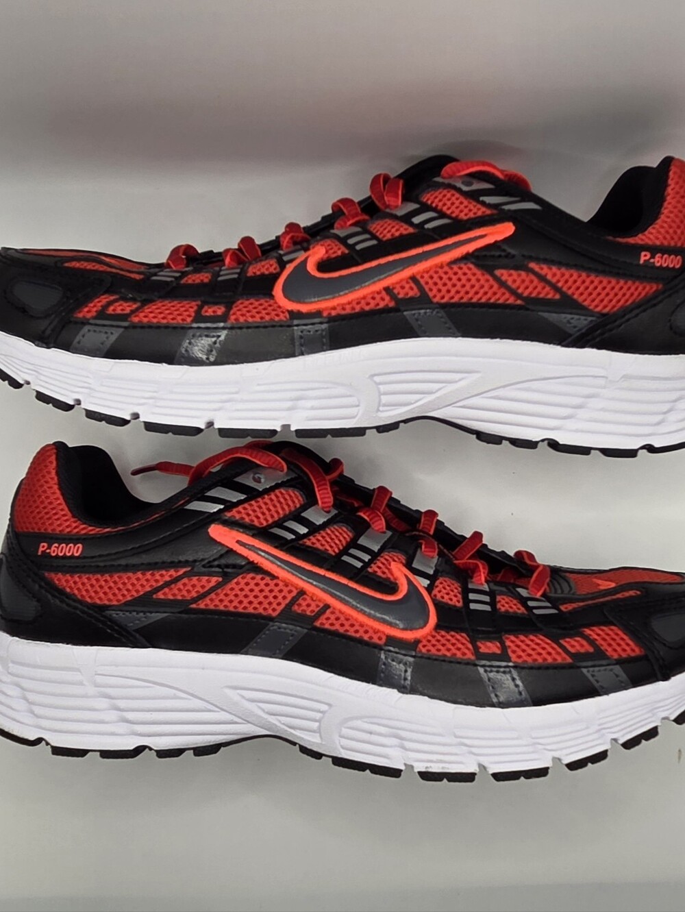 Nike P-6000 Black and Red Youth Size 7, Womens Size 8.5